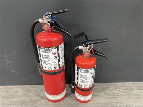 2 FULLY CHARGED 10LB / 5LB ABC FIRE EXTINGUISHERS