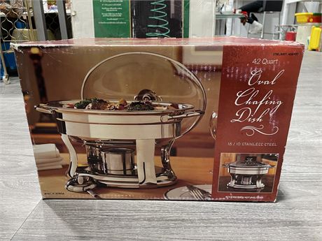 STAINLESS STEEL OVAL CHAFING DISH 4.2 QUART