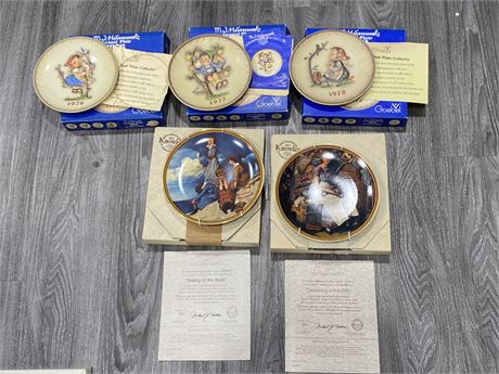 3 VINTAGE HUMMEL PLATES BY GOEBEL GERMANY & 2 NORMAN ROCKWELL WALL PLATES