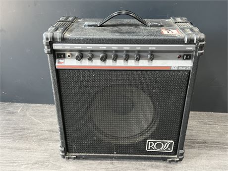 ROSS RGR-25 SOLID STATE AMP