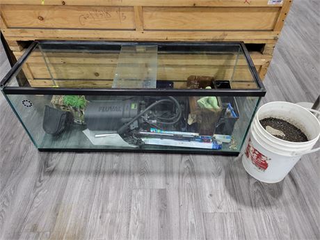 GLASS FISH TANK WITH ACCESSORIES (18.5x48")