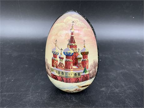 HAND PAINTED RUSSIAN EGG ORNAMENT