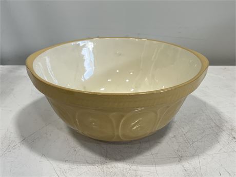 VINTAGE GRIPSTAND MIXING BOWL MADE IM ENGLAND (12”)