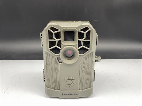 HUNTING STEALTH CAM - MODEL #STC-P12SCTC (WORKING)