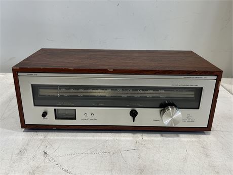 LUXMAN T-33 SOLID STATE STEREO TUNER - UNTESTED