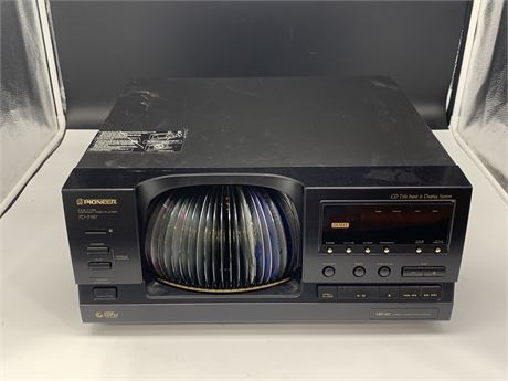 PIONEER FILE-TYPE COMPACT DISC PLAYER
