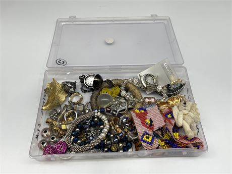 BOX OF MIXED JEWELRY (SOME 925 STERLING)