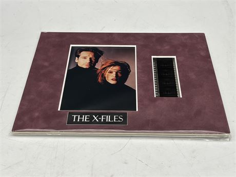 THE X-FILES 35MM FILMSTRIP DISPLAY 8x10” W/COA