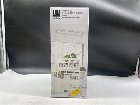 NEW IN BOX UMBRA TRIFLORA 3 HANGING PLANTERS & ROD