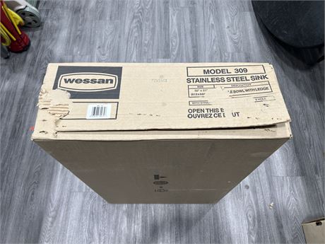 WESSAN MODEL 309 STAINLESS STEEL SINK IN BOX