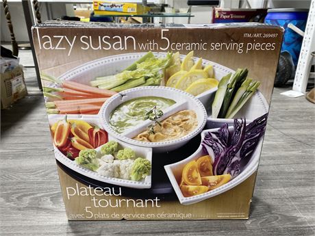 LAZY SUSAN 5 PIECE SERVING SET NEW IN BOX
