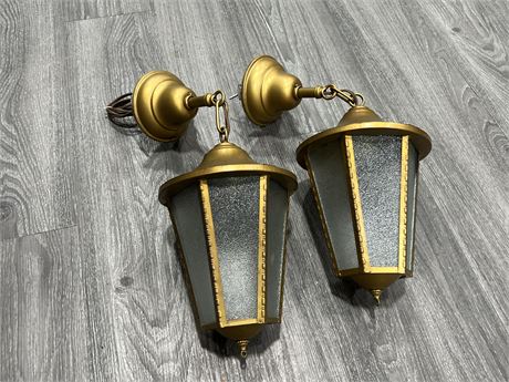 VINTAGE CARRIAGE STYLE WALL OR CEILING LIGHT FIXTURES (10” long )