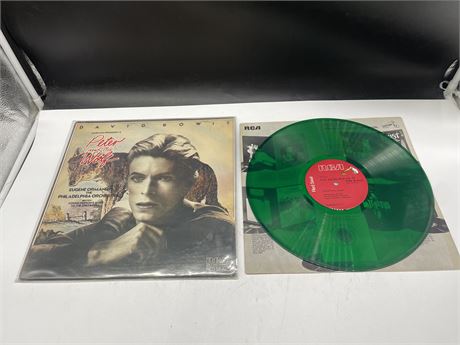 DAVID BOWIE - PETER AND THD WOLF GREEN LP - VG (SLIGHTLY SCRATCHED)