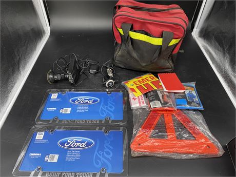 AUTOMOTIVE ACCESSORIES INCLUDING SAFETY GEAR & WORKING DASH CAM (Tools in bag)