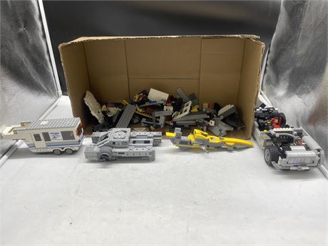 BOX OF JAMES BOND CAR LEGO