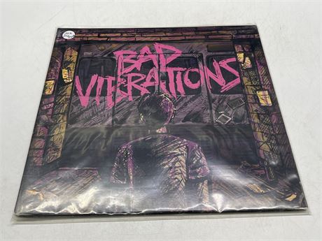 A DAY TO REMEMBER - BAD VIBRATIONS - NEAR MINT (NM)