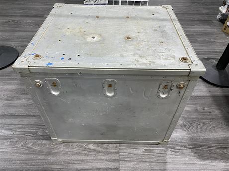 LARGE METAL CRATE MANUFACTURED BY NAVY DEPARTMENT