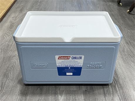 NEW COLEMAN CHILLER PARTY STACKER COOLER (19”X12”)
