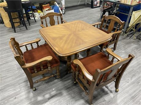 VINTAGE WOOD TABLE SET W/ 4 ROLLING CHAIRS