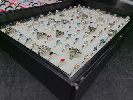 200 NEW ASSORTED RINGS