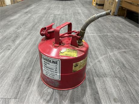 VINTAGE GAS CAN - 10.5”