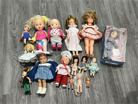 LOT OF VINTAGE COLLECTABLE DOLLS