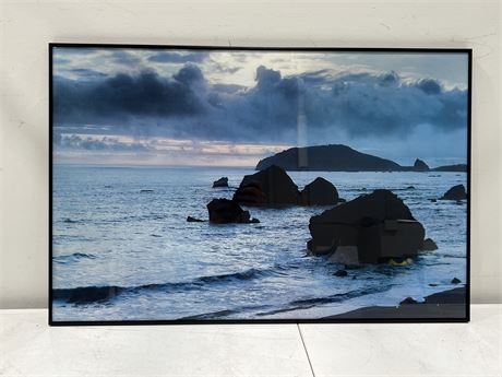 SEASCAPE FRAMED PICTURE (34”x22.5”)