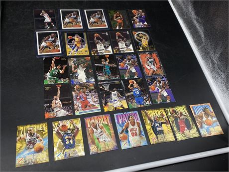 27 NBA CARDS (Includes 9 rookies)