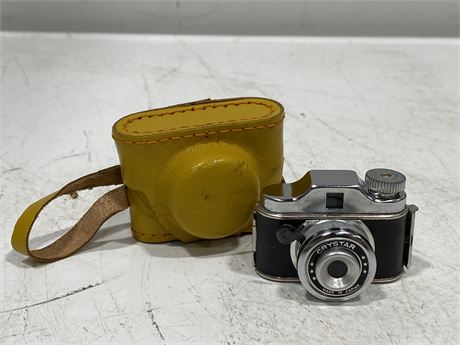 VINTAGE CRYSTAR MINI SPY CAMERA MADE IN JAPAN, LEATHER CASE (1.5” TALL)