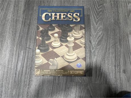 NEW BOXED CHESS SET