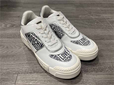 NWOT LOVE MOSCHINO SNEAKERS - SIZE 9