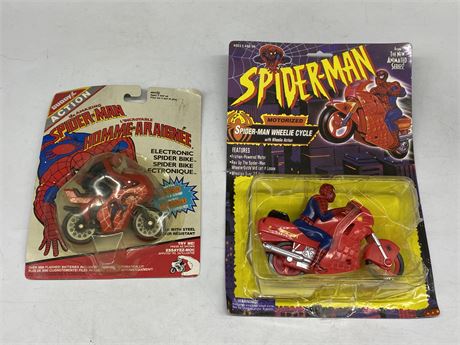 2 VINTAGE SPIDER-MAN MOTORCYCLE FIGURES