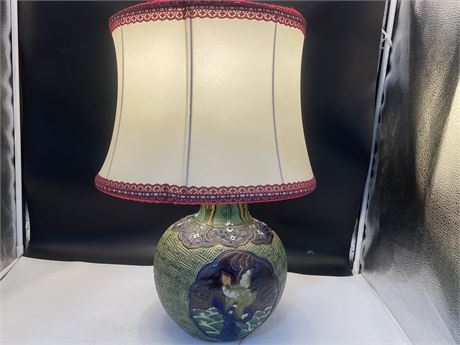 VINTAGE SIGNED ASIAN POTTERY 24” TABLE LAMP W/SHADE - WORKS