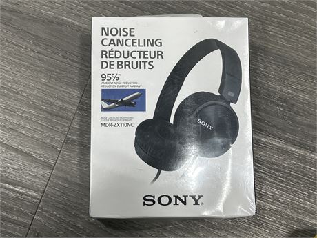 NEW/SEALED SONY NOISE CANCELLING HEADPHONES