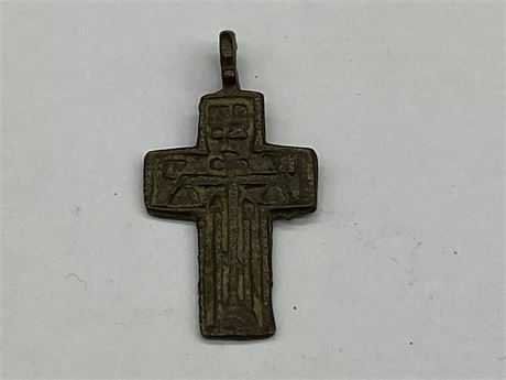 OLD NECKLACE CROSS (1”)