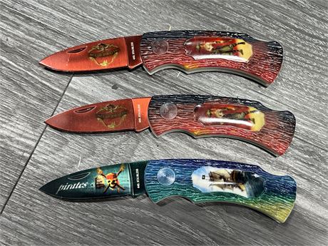 3 COLLECTABLE POCKET KNIVES (7”)