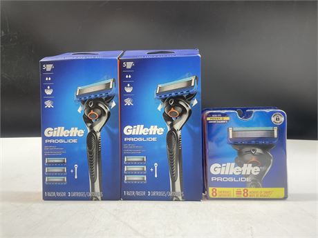 2 NEW GILLETTE PROGLIDE RAZORS WITH 8 NEW CARTRIDGES