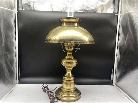 ANTIQUE BRASS GLOBE LAMP 24”