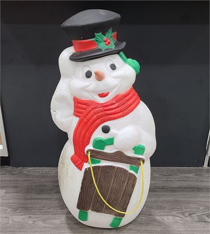 VINTAGE FROSTY THE SNOWMAN 42" TALL