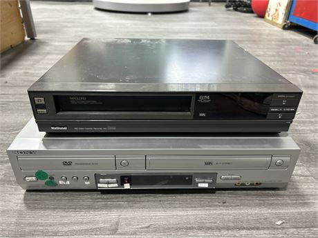 SONY DVD PLAYER & NATIONAL CASSETTE PLAYER
