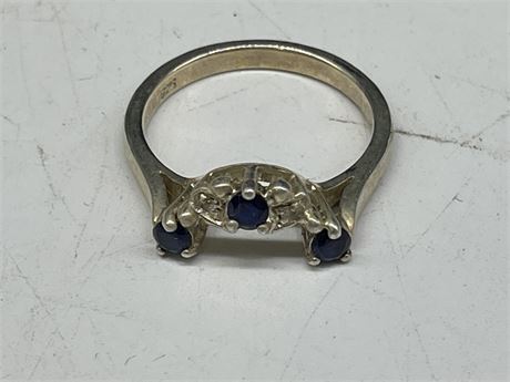 STERLING SILVER RING WITH SAPPHIRES