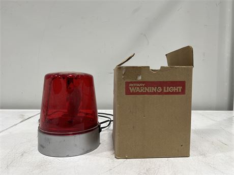 RED ROTARY WARNING LIGHT W/ BOX - 7” TALL