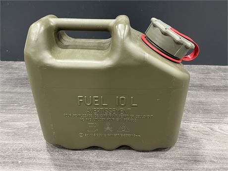 SCEPTER CANADA 10L PLASTIC FUEL CAN (NEVER USED)