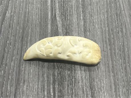 MARINE IVORY HAND CARVED SPERM WHALE TOOTH - 5” LONG