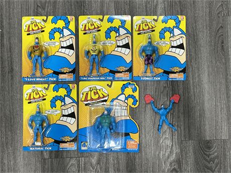 (5) 1990s CARDED TICK FIGURES IN PACKAGE & 1 LOOSE FIGURE