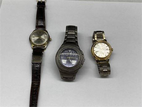 LOT OF 3 VINTAGE AUTOMATIC MENS WATCHES AND CITIZEN ECO DRIVE