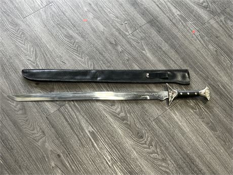COLLECTABLE STAINLESS STEEL SWORD (37”)