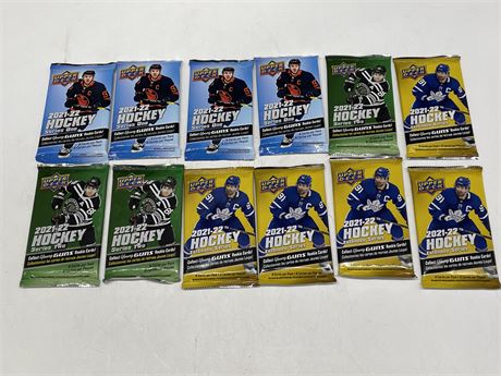 12 SEALED 2021/22 NHL CARD PACKS