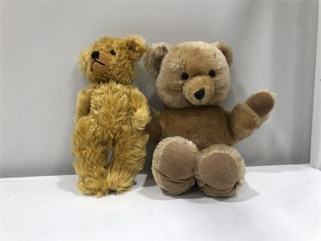 2 VINTAGE TEDDY BEARS