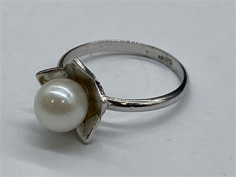 STERLING RING W/REAL PEARL SOLITAIRE - SZ 8.5